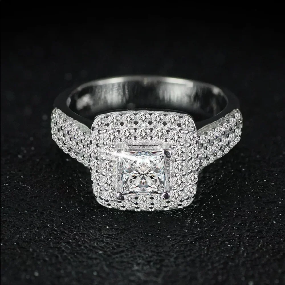 New Women’s 925 Silver Set Diamond Engagement Ring - Picture 5 of 6